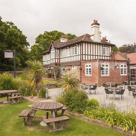 مبيت وإفطار Fishbourne  The Fishbourne المظهر الخارجي الصورة